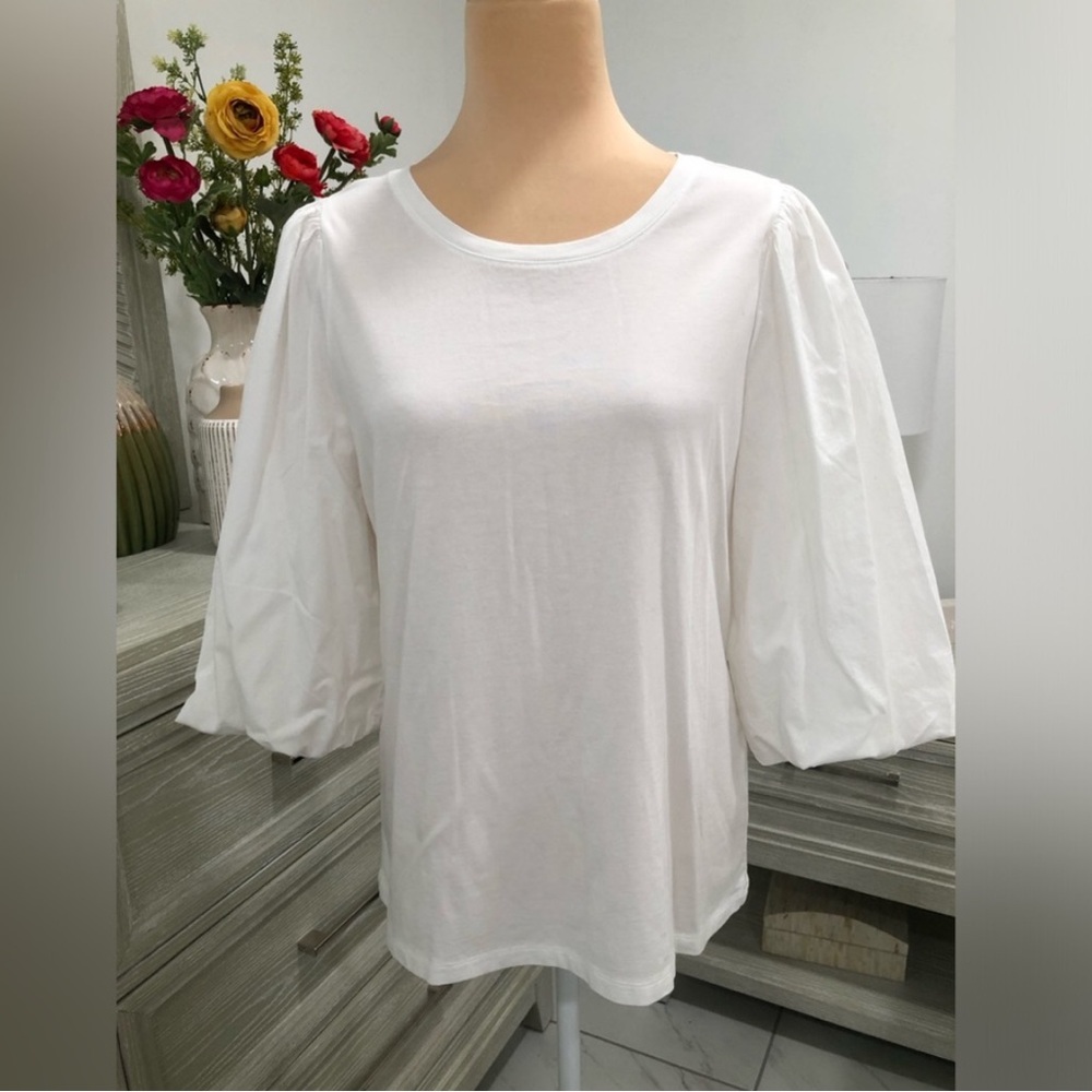 Chico's White 3/4 Sleeve shirt
